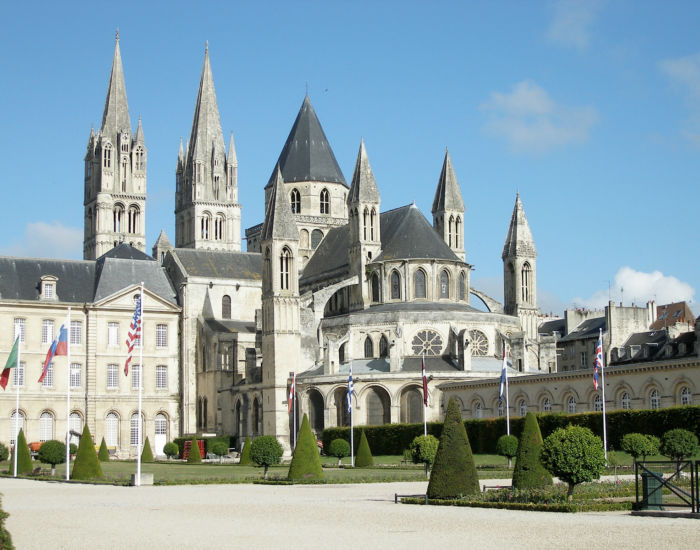 i_Caen-700x550